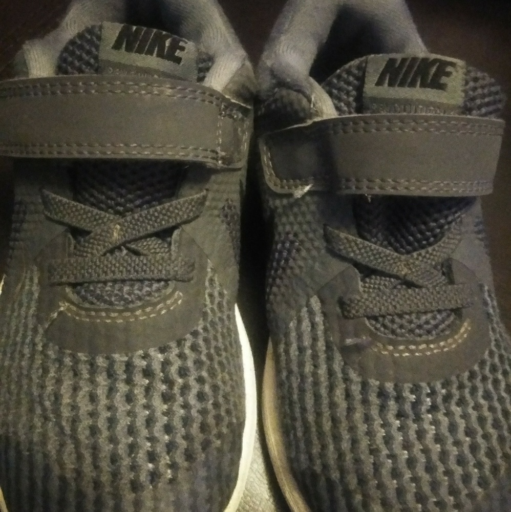 Nike sneakers for boys! Used once!